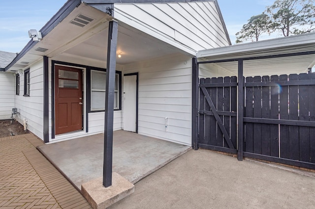 view of property entrance