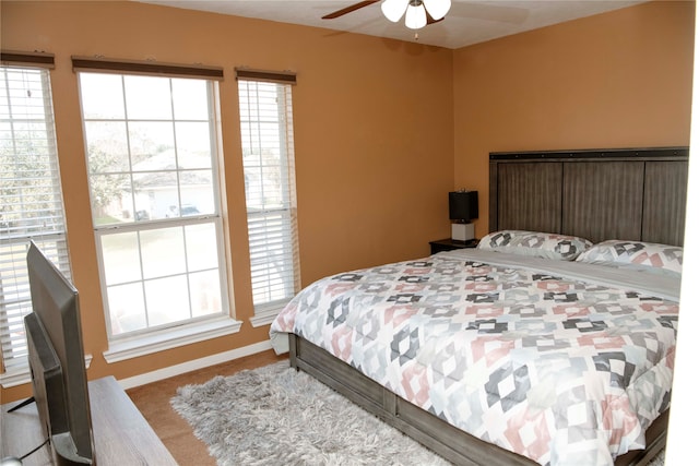 bedroom with ceiling fan