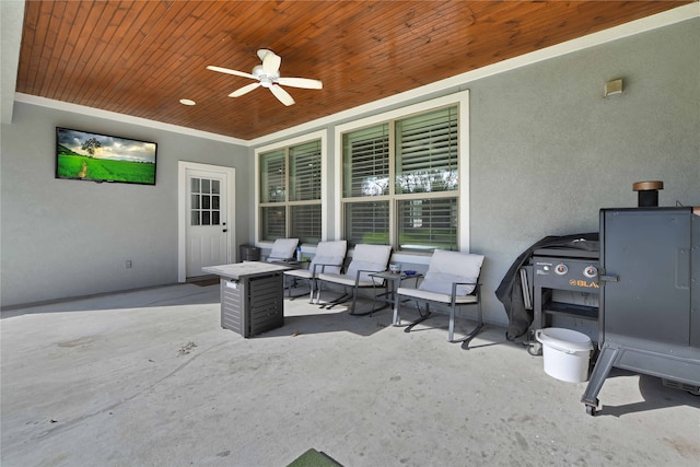 view of patio / terrace with ceiling fan