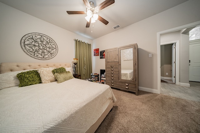 bedroom featuring carpet flooring and ceiling fan