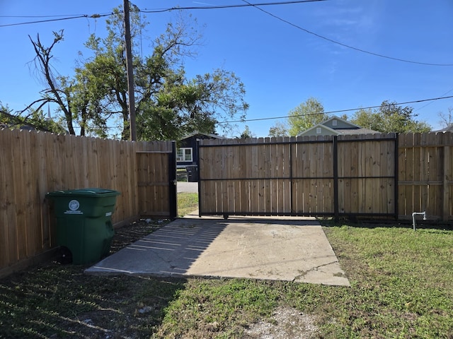 Listing photo 3 for 6208 Los Angeles St, Houston TX 77026