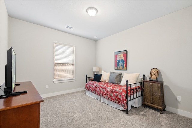 bedroom featuring carpet floors