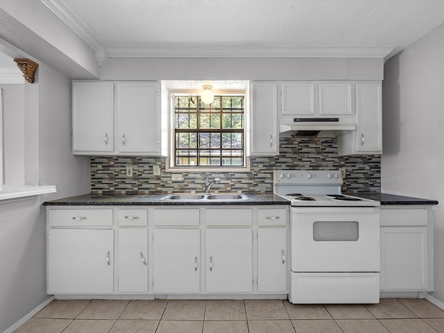 4808 Mcewen St, Houston, TX 77009 - kitchen featuring electric range, under cabinet range hood, crown molding, backsplash, and white cabinetry