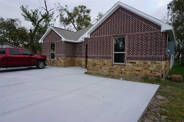 view of home's exterior