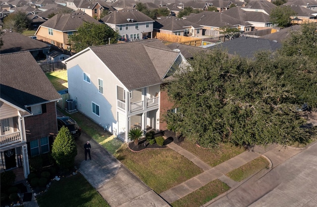 birds eye view of property featuring a residential view