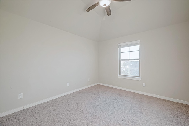 unfurnished room featuring carpet flooring and ceiling fan