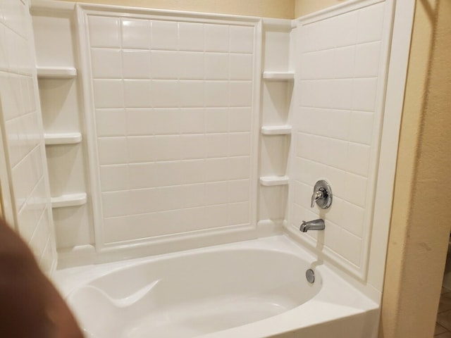 bathroom featuring shower / bath combination