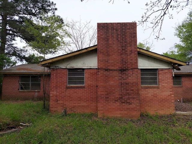 view of side of home