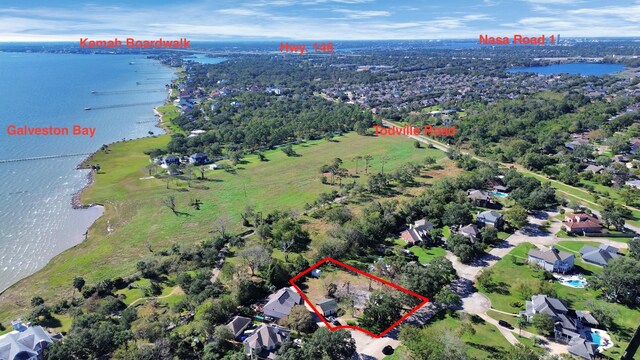 717 Quintana Roo Pl, Seabrook, TX 77586