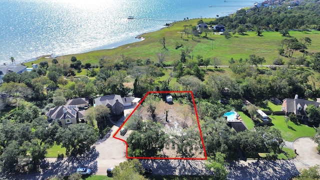 717 Quintana Roo Pl, Seabrook, TX 77586