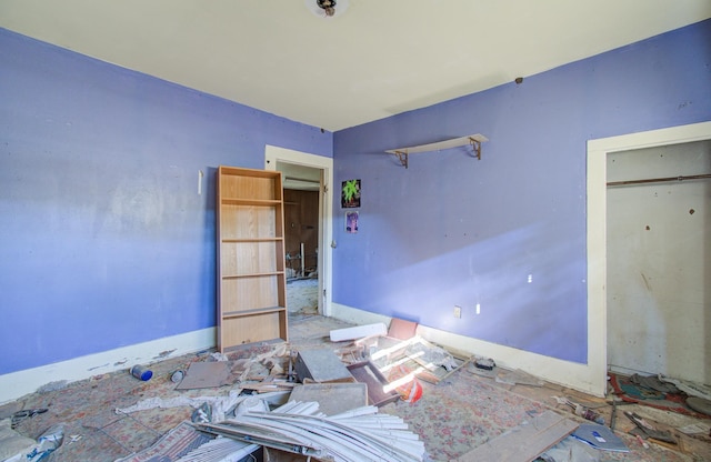 unfurnished bedroom featuring a closet