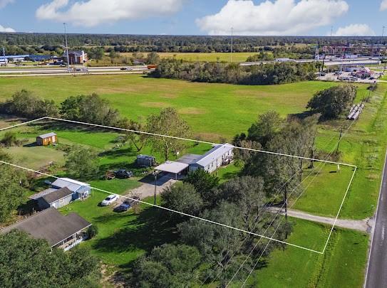 14759 Fm 1663rd Rd N, Winnie, TX 77665