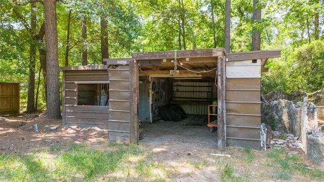 view of outdoor structure