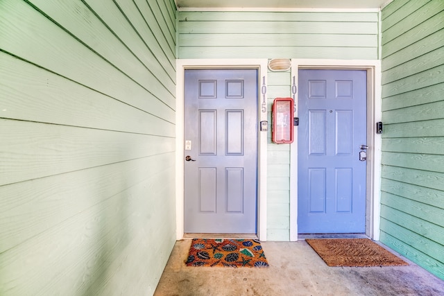 view of entrance to property