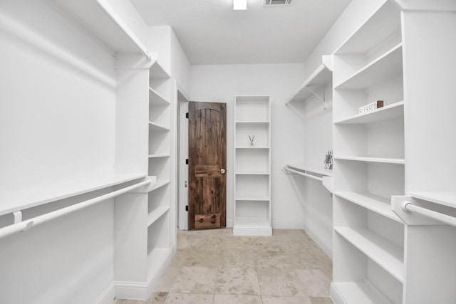 view of spacious closet