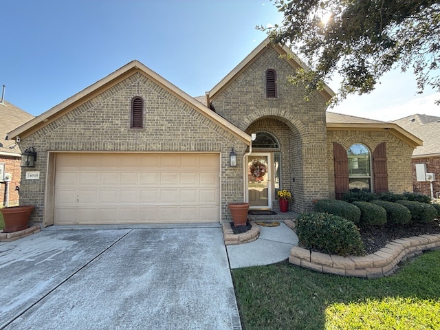 view of front of house with a garage