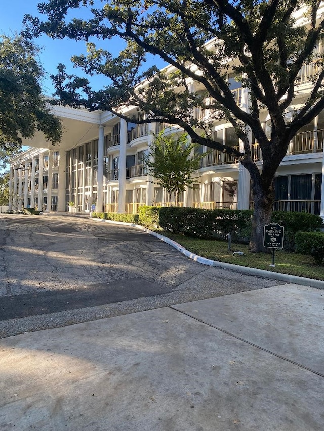 view of building exterior