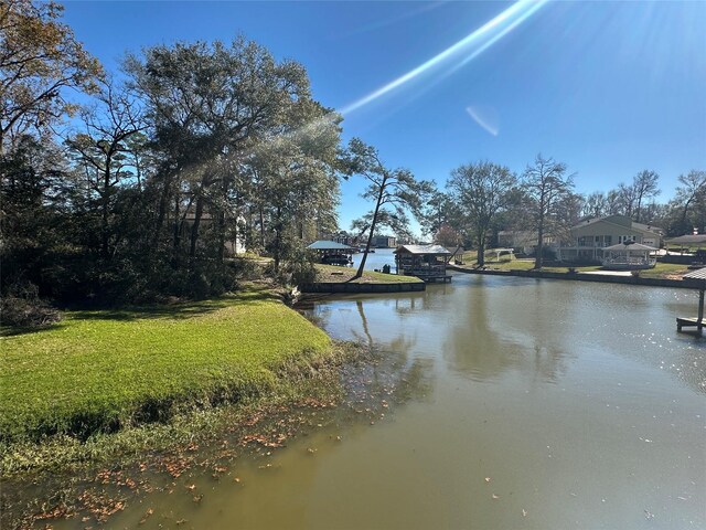 Listing photo 3 for LOT68 Lakeshore Dr, Onalaska TX 77360