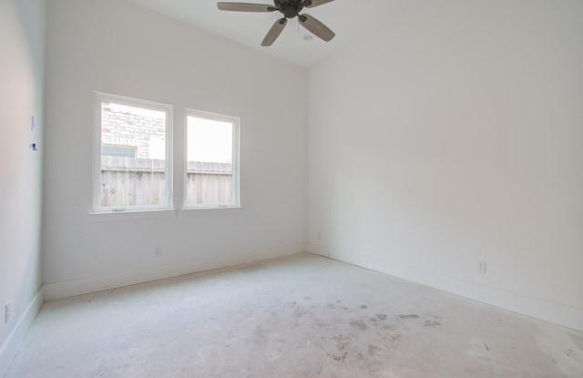 unfurnished room with ceiling fan