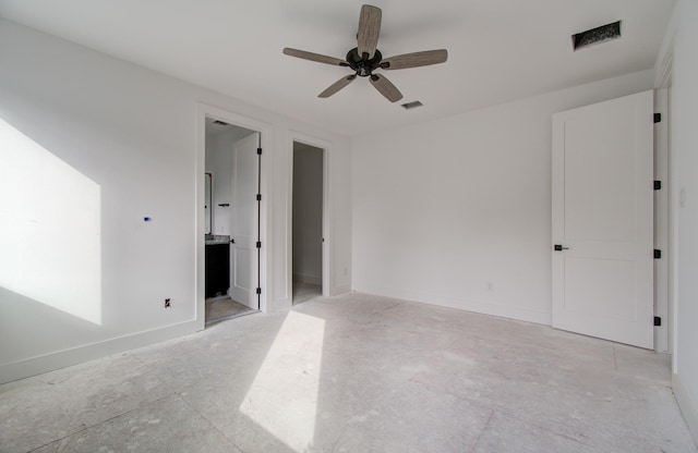 unfurnished room featuring ceiling fan