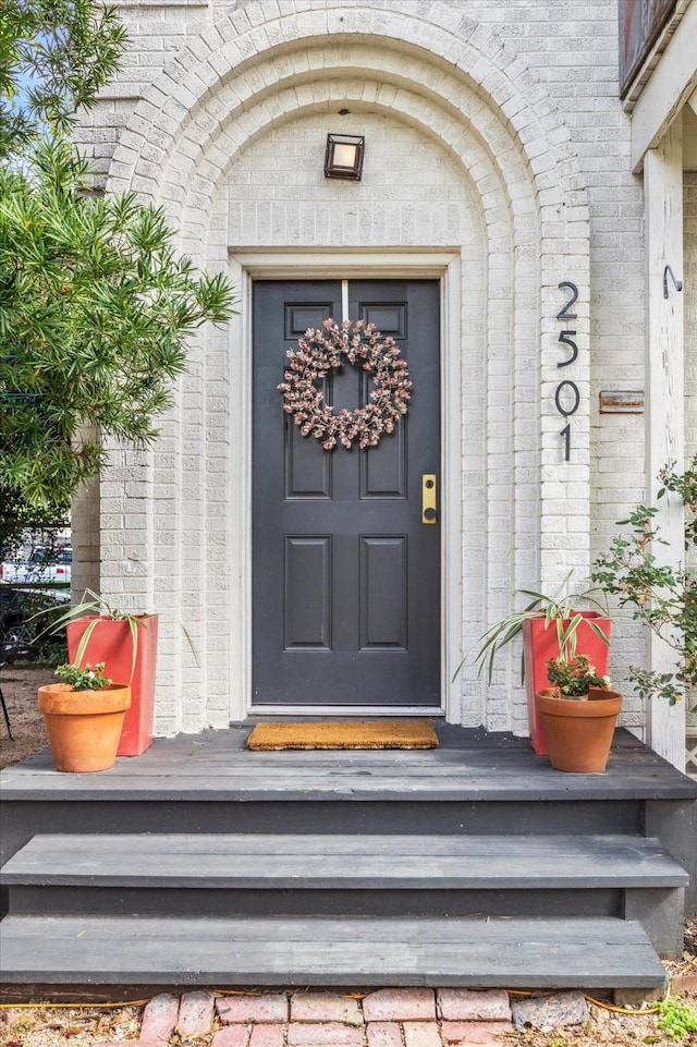 view of entrance to property