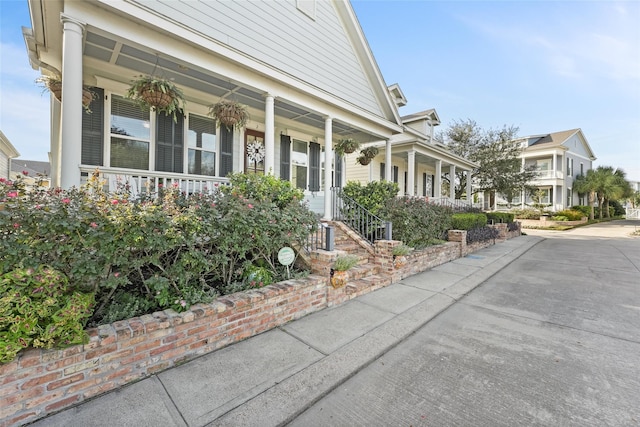 view of front of home featuring a porch