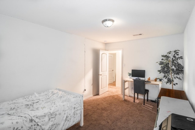 bedroom with carpet flooring