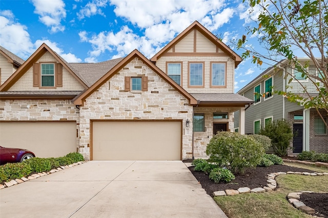 craftsman house featuring a garage