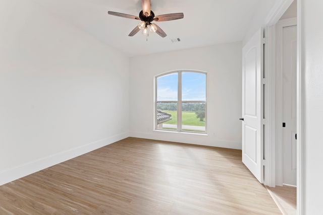 unfurnished room with light hardwood / wood-style floors and ceiling fan