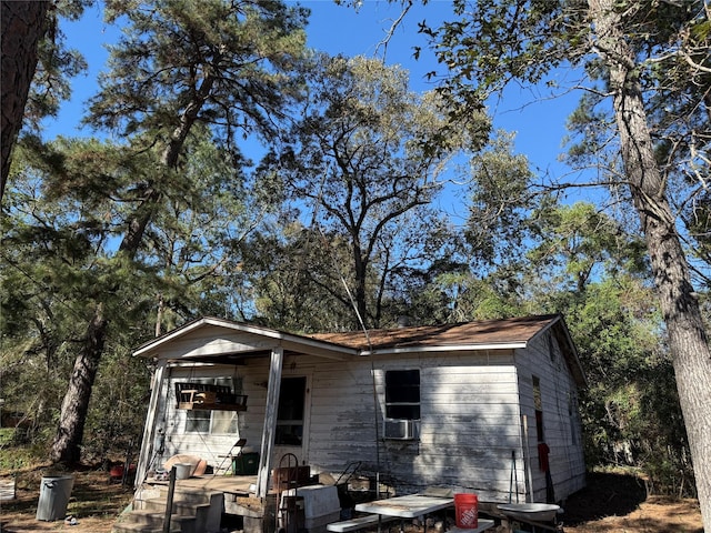 view of front of property