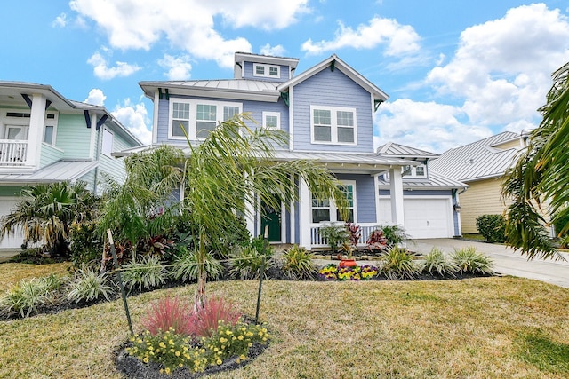 view of front of home featuring a front lawn