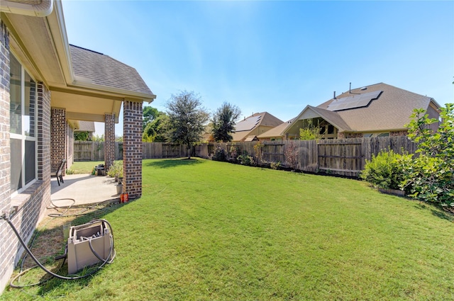 view of yard with a patio area