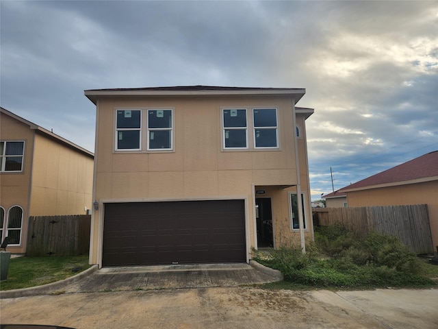 view of front facade featuring a garage