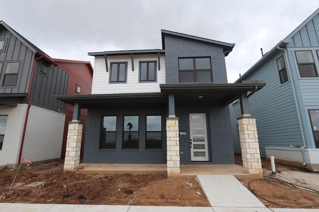 view of front of house with a porch