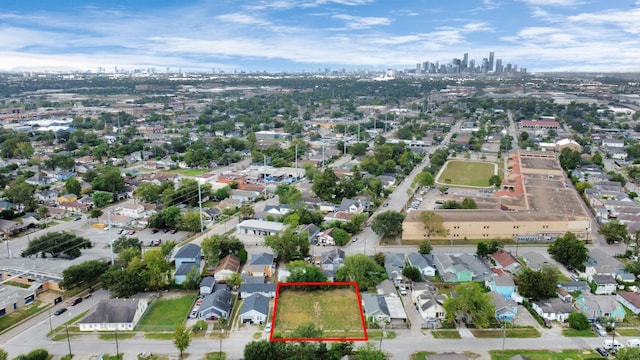 Listing photo 3 for 905 Wooding St, Houston TX 77011