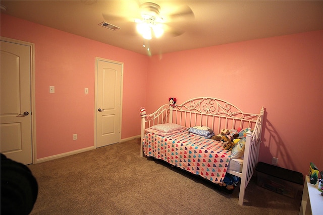 bedroom with carpet flooring and ceiling fan