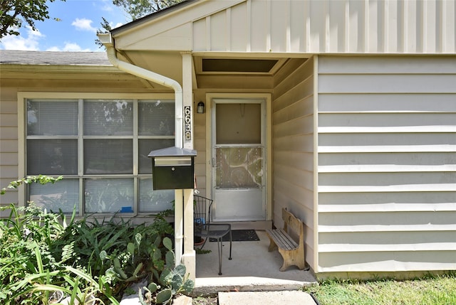 view of doorway to property