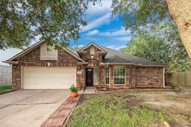 view of front property featuring a garage