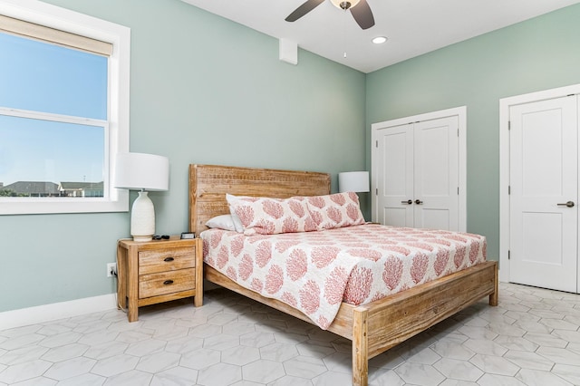 bedroom with ceiling fan