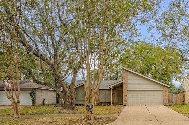 view of front facade with a garage