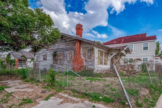 view of property exterior