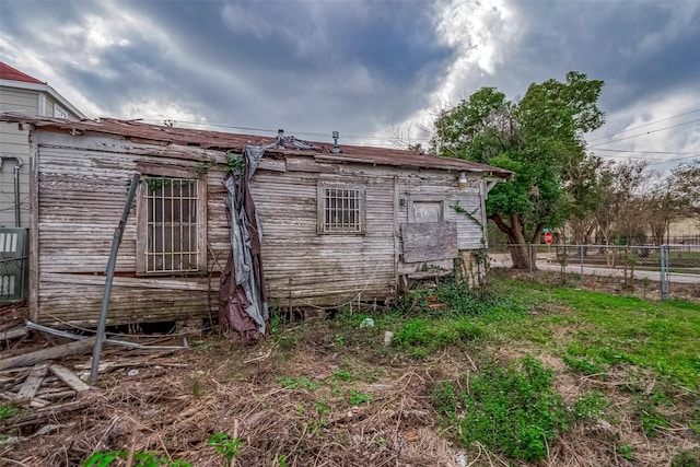 view of side of property