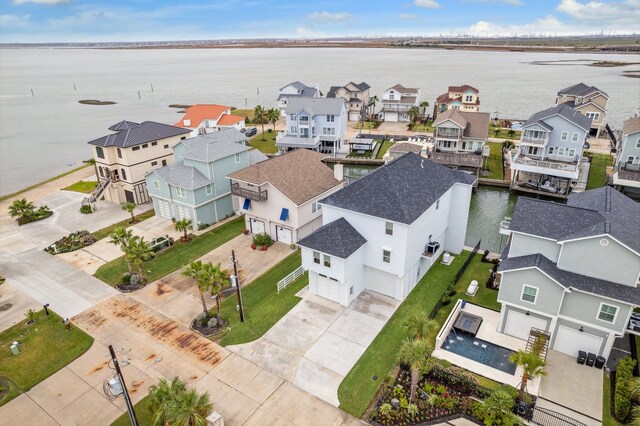 430 Amanda Cir, Tiki Island, TX 77554 - photo 3