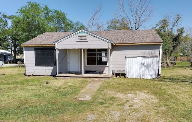 view of front of home with a front yard