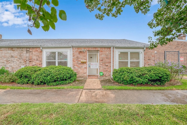 10913 Bexley Dr, Houston, TX 77099 - photo 1