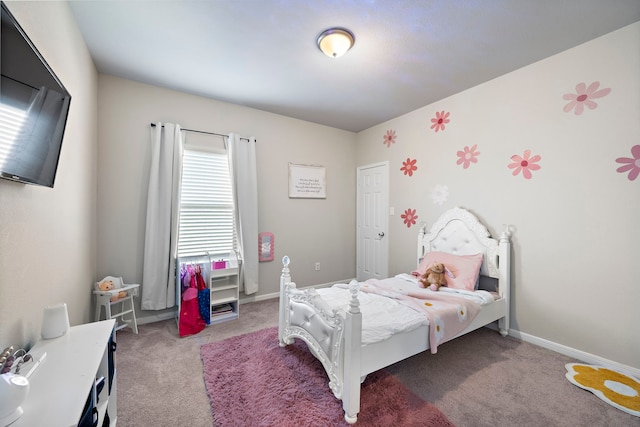 view of carpeted bedroom