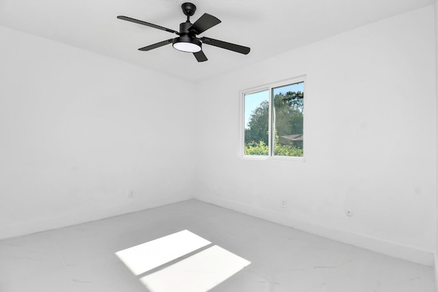 unfurnished room featuring ceiling fan