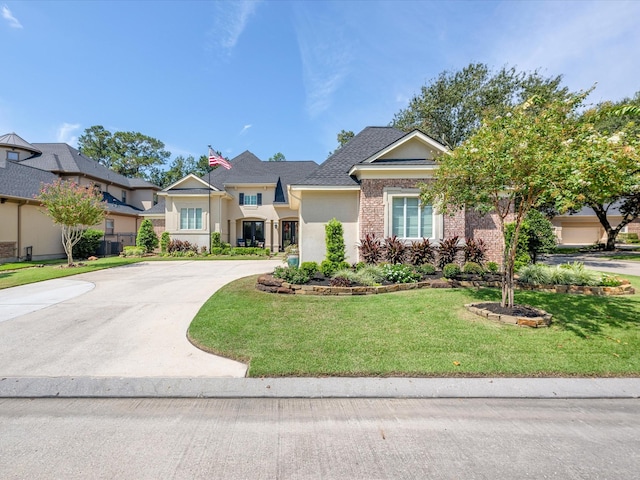 view of front of house with a front lawn