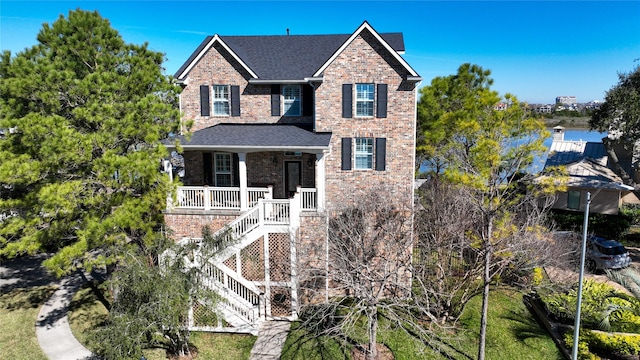 view of front of property featuring a porch