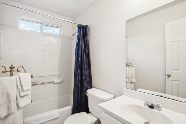 full bathroom with shower / bath combination with curtain, vanity, and toilet